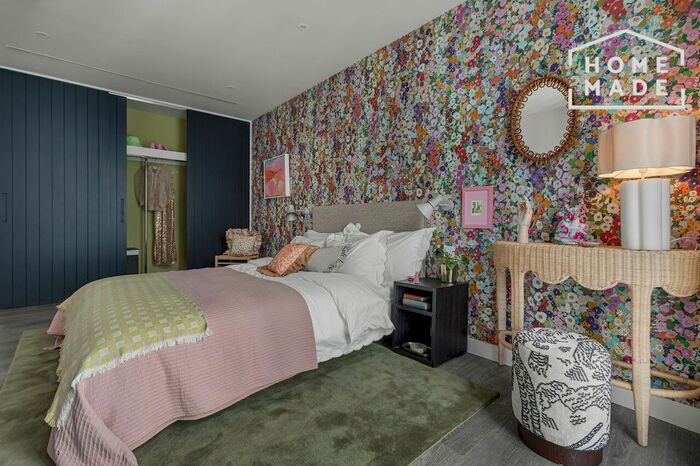 1 Bedroom Flat To Rent In Coppermaker Square, Stratford, E20