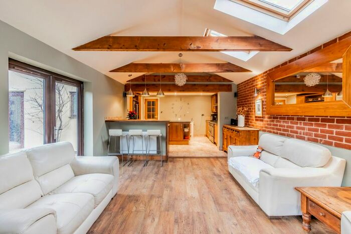 4 Bedroom Detached House For Sale In Clink Hill, West Caister, NR30