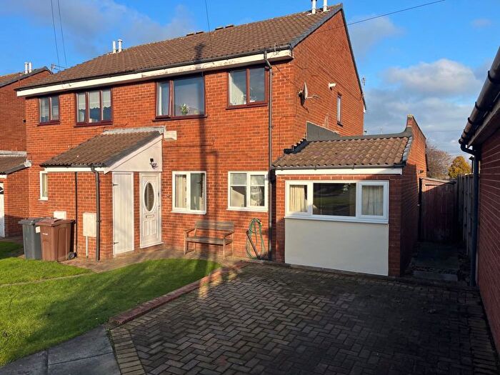 2 Bedroom Flat For Sale In Hermes Close, Bootle, L30