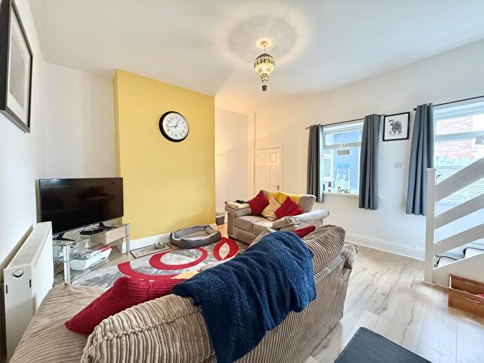 1 Bedroom Cottage For Sale In Harlow Street, Sunderland, SR4