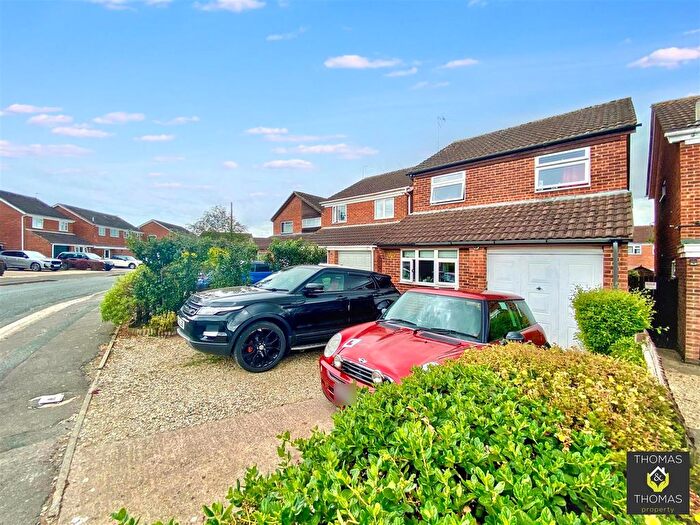 3 Bedroom Detached House For Sale In The Holly Grove, Quedgeley, Gloucester, GL2