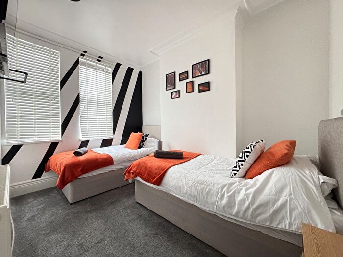 4 Bedroom Terraced House To Rent In Burngreave Street, Sheffield, South Yorkshire, S3