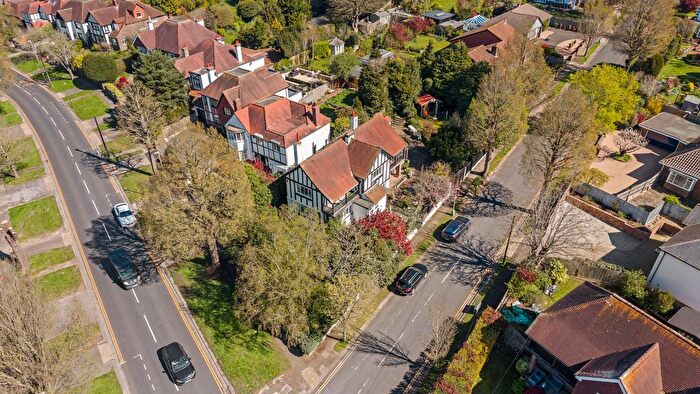 4 Bedroom Detached House For Sale In Shirley Drive, Hove, BN3