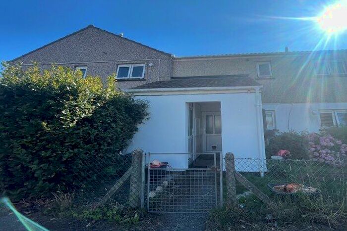 1 Bedroom Flat To Rent In Pollards Close, Truro, TR4