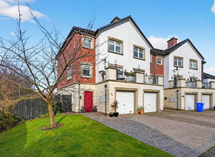 3 Bedroom End TownHouse For Sale In Beech Heights, Belfast, BT7