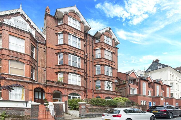 1 Bedroom Flat For Sale In Greencroft Gardens, South Hampstead, NW6