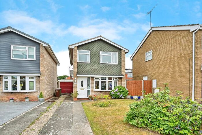 3 Bedroom Detached House For Sale In The Bramblings, Stafford, ST17