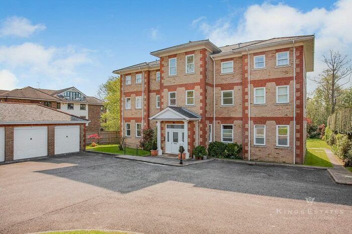 2 Bedroom Flat To Rent In Kingswood Road, Aultmore Court Kingswood Road, TN2