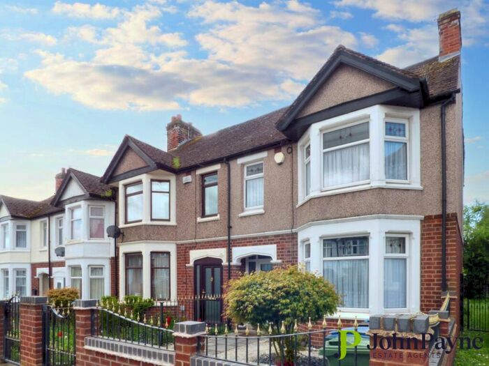 3 Bedroom End Of Terrace House To Rent In The Mount, Cheylesmore, Coventry, West Midlands, CV3