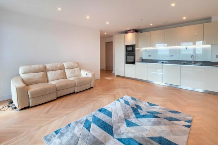 2 Bedroom Flat To Rent In Pegler Square, London, SE3