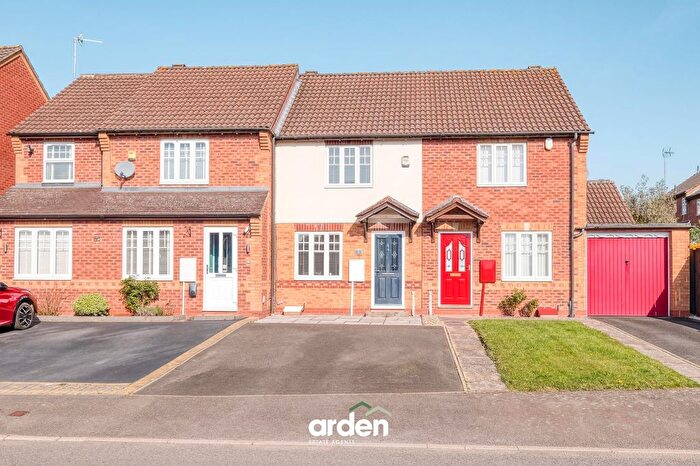 2 Bedroom Town House For Sale In Appletree Lane, Redditch, B97