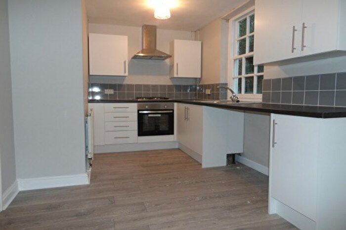 2 Bedroom Flat To Rent In Mansfield Road, Sutton-In-Ashfield, NG17