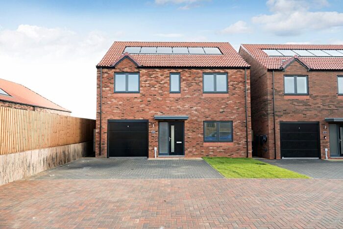 4 Bedroom Detached House For Sale In Eskdale View, Whitby, North Yorkshire, YO22