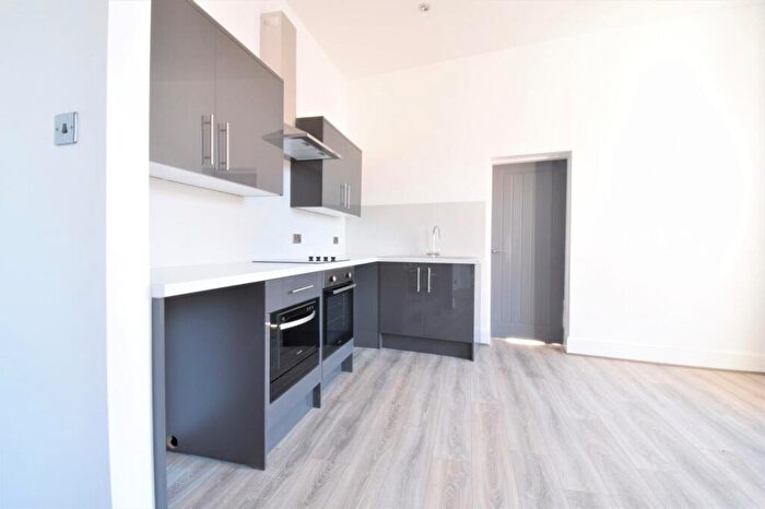 1 Bedroom Apartment To Rent In Market Place, Howden, Goole, DN14