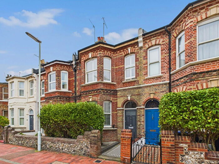 3 Bedroom Terraced House For Sale In York Road, Worthing, BN11