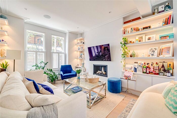 4 Bedroom Terraced House To Rent In St. Peter's Terrace, London, SW6