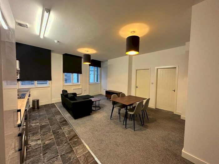 2 Bedroom Flat To Rent In Hull, Yorkshire, HU1