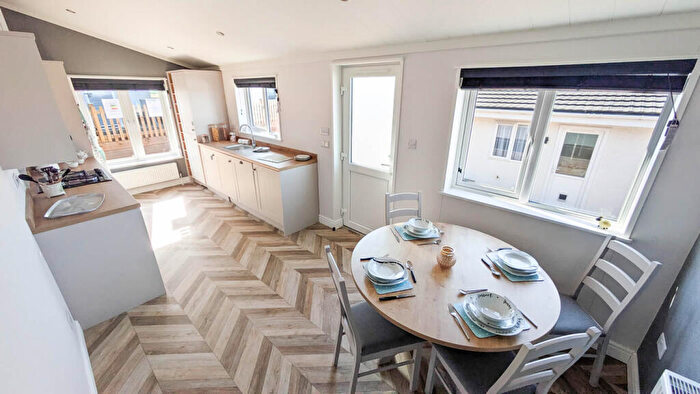2 Bedroom Park Home For Sale In Bromyard, Herefordshire, HR7