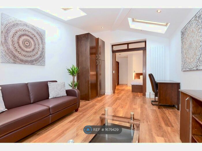 1 Bedroom Flat To Rent In Newbury, Newbury, RG14