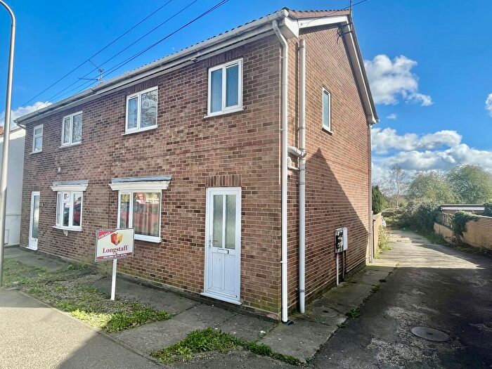 2 Bedroom Semi Detached House For Sale In Commercial Road, Spalding, PE11
