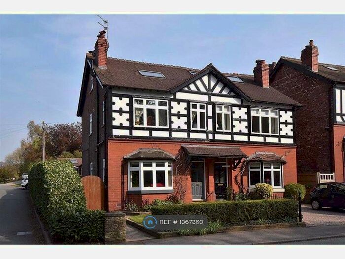 4 Bedroom Semi-Detached House To Rent In Macclesfield Road, Prestbury, Macclesfield, SK10