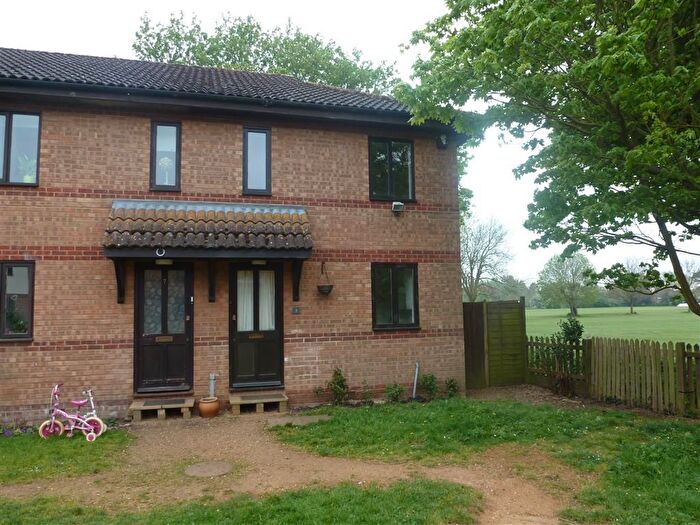 2 Bedroom Terraced House To Rent In The Lawns, Wisbech, Cambs, PE13