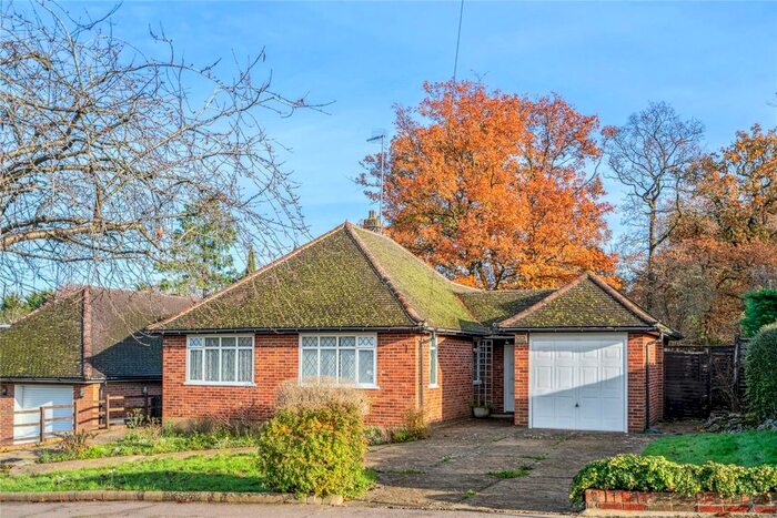 3 Bedroom Bungalow To Rent In The Roughs, Northwood, HA6