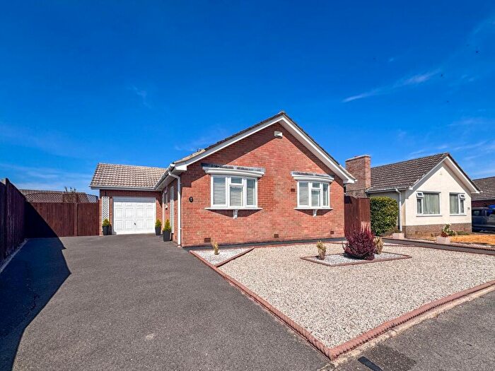 2 Bedroom Bungalow For Sale In Mimosa Avenue, Wimborne, BH21