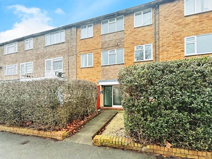 2 Bedroom Apartment For Sale In Rugby Road, Leamington Spa, CV32