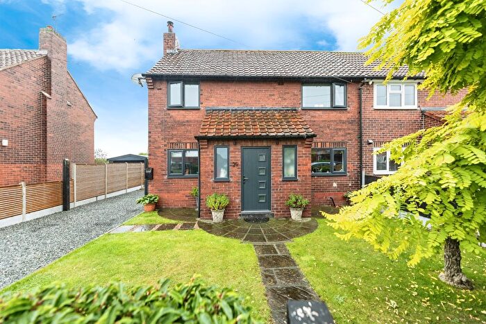 3 Bedroom Semi-Detached House For Sale In Cathcart Close, Whitley, Goole, DN14