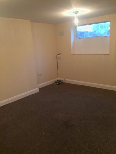 2 Bedroom Flat To Rent In Lewin Road, Streatham, London, SW16