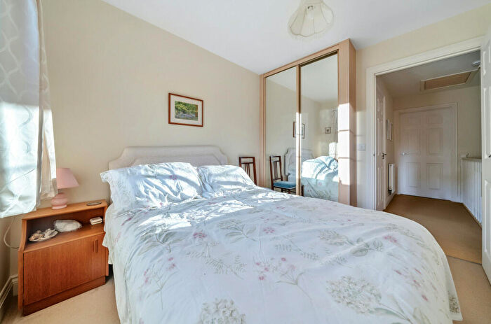 2 Bedroom Terraced House For Sale In Columbus Drive, Sarisbury Green, Hampshire, SO31