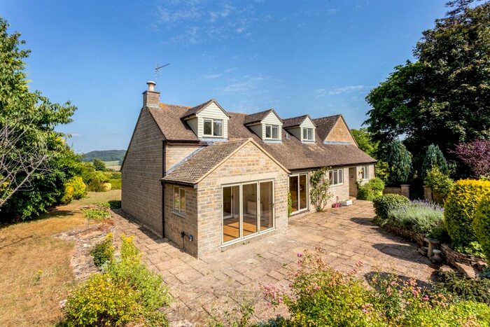 4 Bedroom Detached House To Rent In The Highlands, Painswick, Stroud GL6