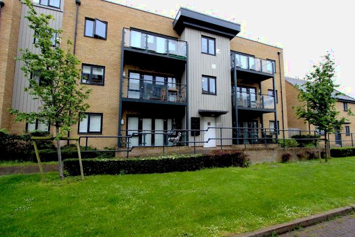 2 Bedroom Flat To Rent In Allium Rise, Dartford, DA1