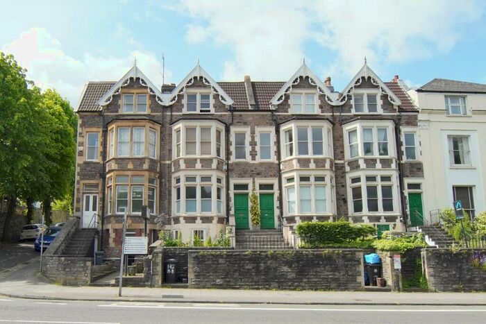 1 Bedroom Flat To Rent In Cheltenham Road, Stokes Croft, Bristol, BS6
