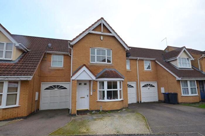 3 Bedroom House To Rent In Aldwell Close, Wootton, Northampton, NN4