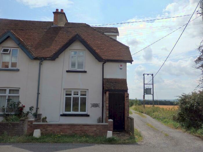 2 Bedroom Cottage To Rent In Church End, Renhold, MK41