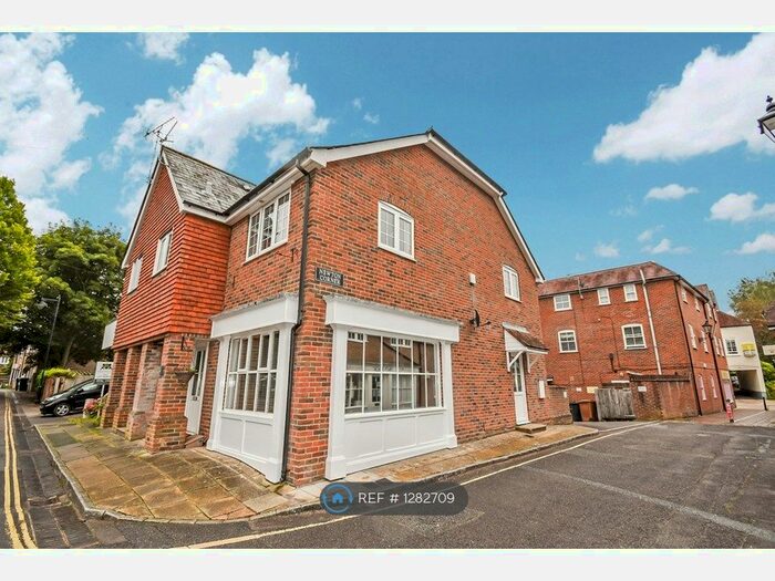 1 Bedroom Flat To Rent In Newton Corner, Romsey SO51