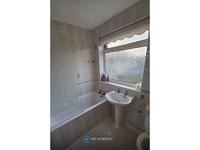 3 Bedroom Semi-Detached House To Rent In Rutland Drive, Hornchurch, RM11