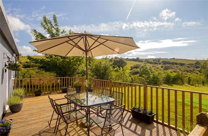 2 Bedroom Detached House For Sale In Llanllyfni, Caernarfon, Gwynedd, LL54