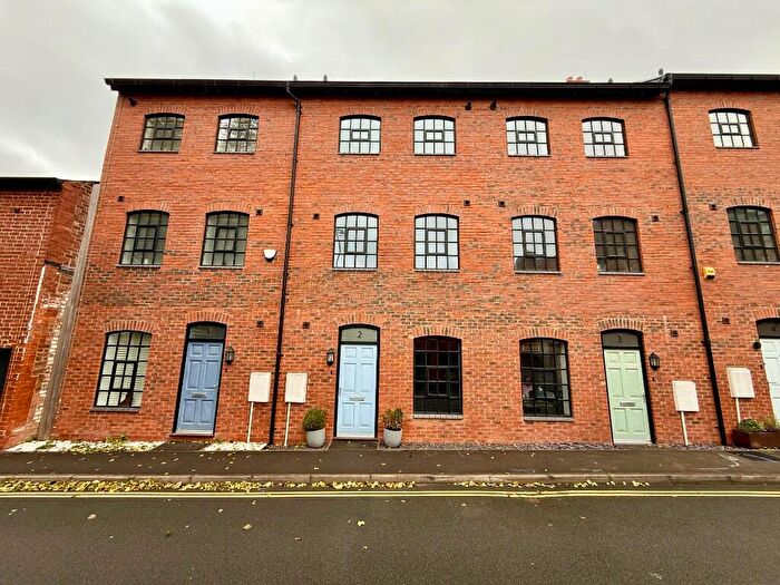 2 Bedroom Town House To Rent In Falcon Works Court, Regent Parade, Jewellery Quarter, Birmingham, B1