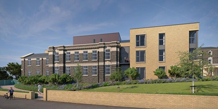 2 Bedroom Flat For Sale In Lexden Road, Colchester, CO3