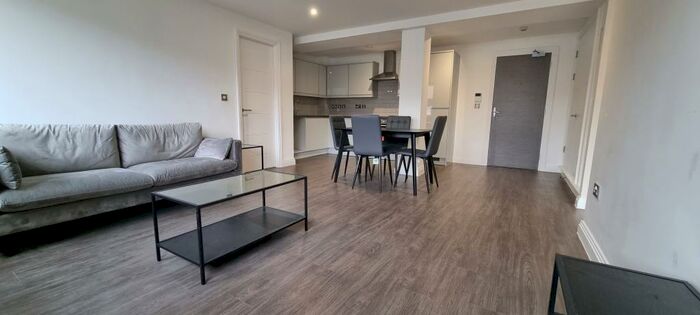 2 Bedroom Apartment To Rent In Lichfield Road, Sutton Coldfield, B74