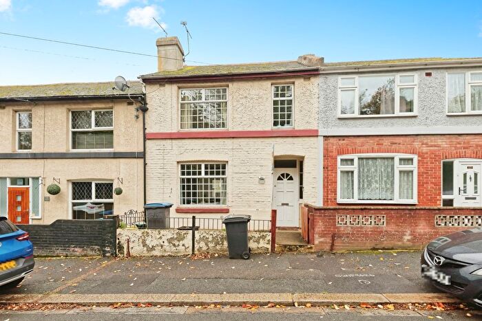 3 Bedroom Terraced House For Sale In Brookfield Avenue, Dover, Kent, CT16