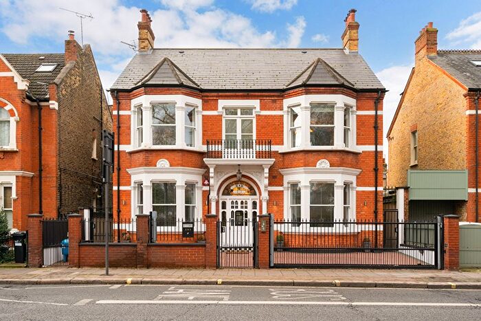 5 Bedroom Detached House To Rent In Fulham Palace Road, London, SW6