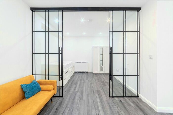 Studio To Rent In Canfield Gardens, South Hampstead, NW6