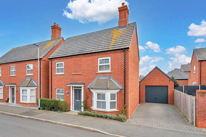 3 Bedroom Detached House For Sale In De Havilland Gardens, Bury, Huntingdon, PE26