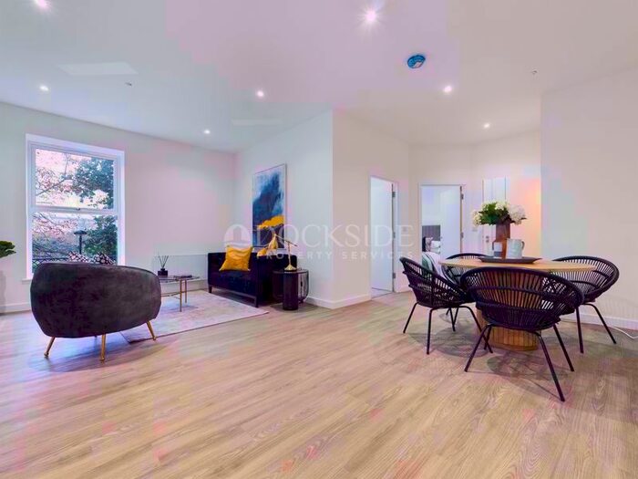 2 Bedroom Flat To Rent In Quayside, Chatham Maritime, Chatham, ME4