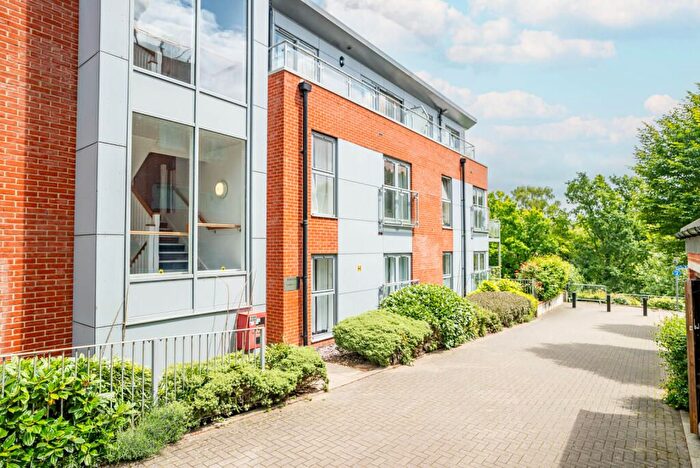 2 Bedroom Flat For Sale In Charrington Place, St Albans, AL1