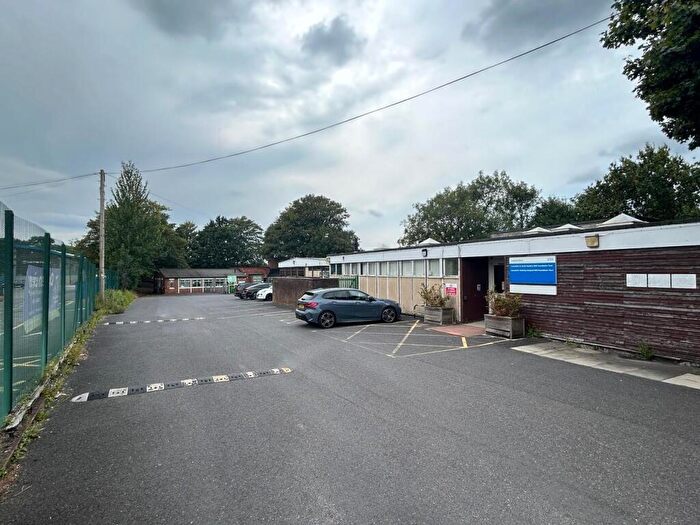 House To Rent In Yewlands Drive, Leyland, PR25